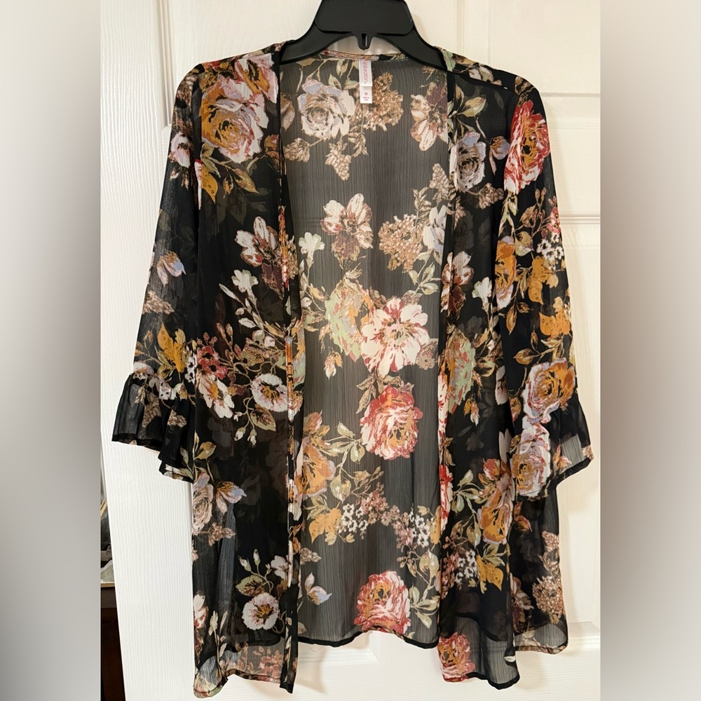 Women’s Floral Kimono | black